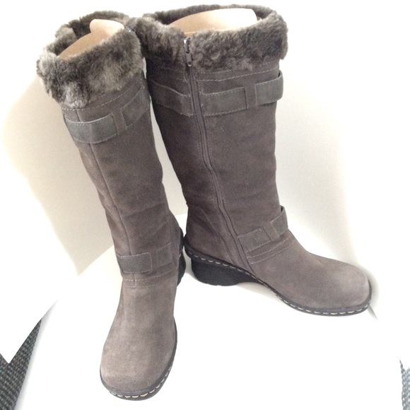 Like new BareTraps suede leather boots - Picture 3 of 12